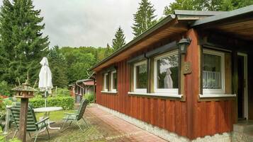 Classic Bungalow, 2 Bedrooms | Exterior