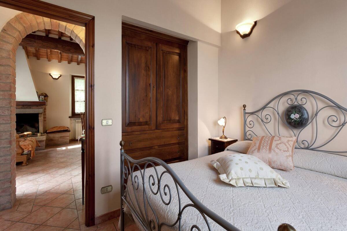 12 habitaciones y ropa de cama