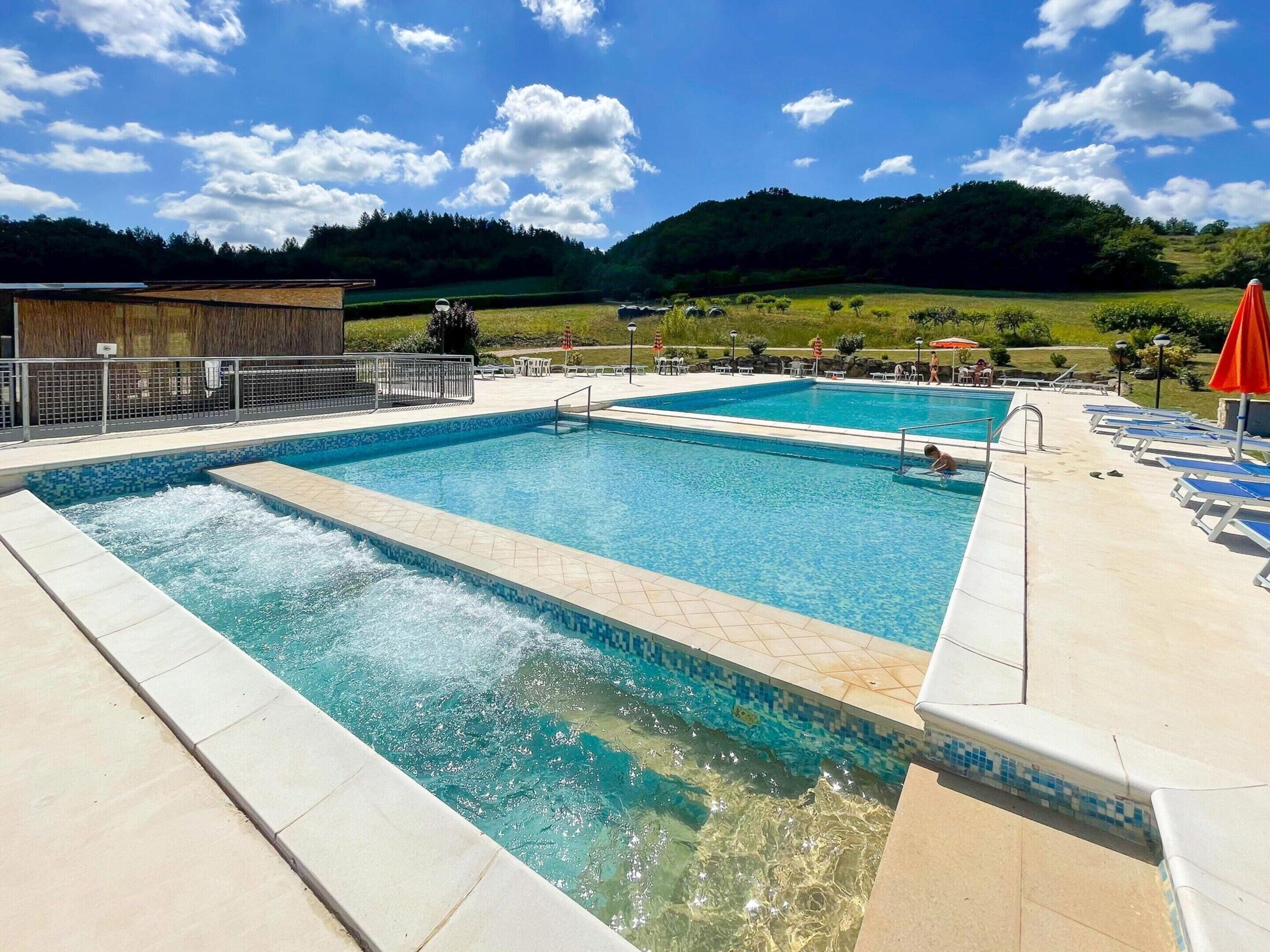 Hus – classic, 3 soverom | Basseng | Utendørsbasseng