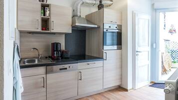 Classic-Haus, 4 Schlafzimmer | Eigene Küche | Kühlschrank, Ofen, Geschirrspüler, Wasserkocher mit Kaffee-/Teezubehör