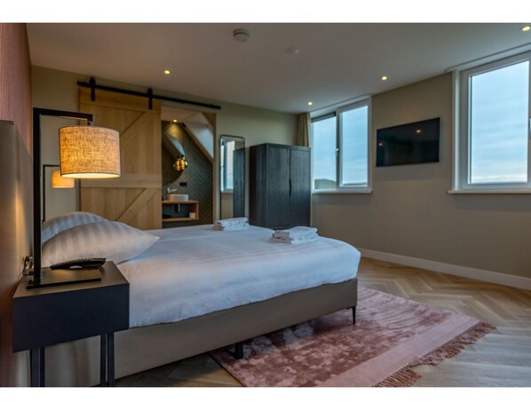 Comfort-Haus, 3 Schlafzimmer | 14 Schlafzimmer, individuell eingerichtet, Bügeleisen/Bügelbrett