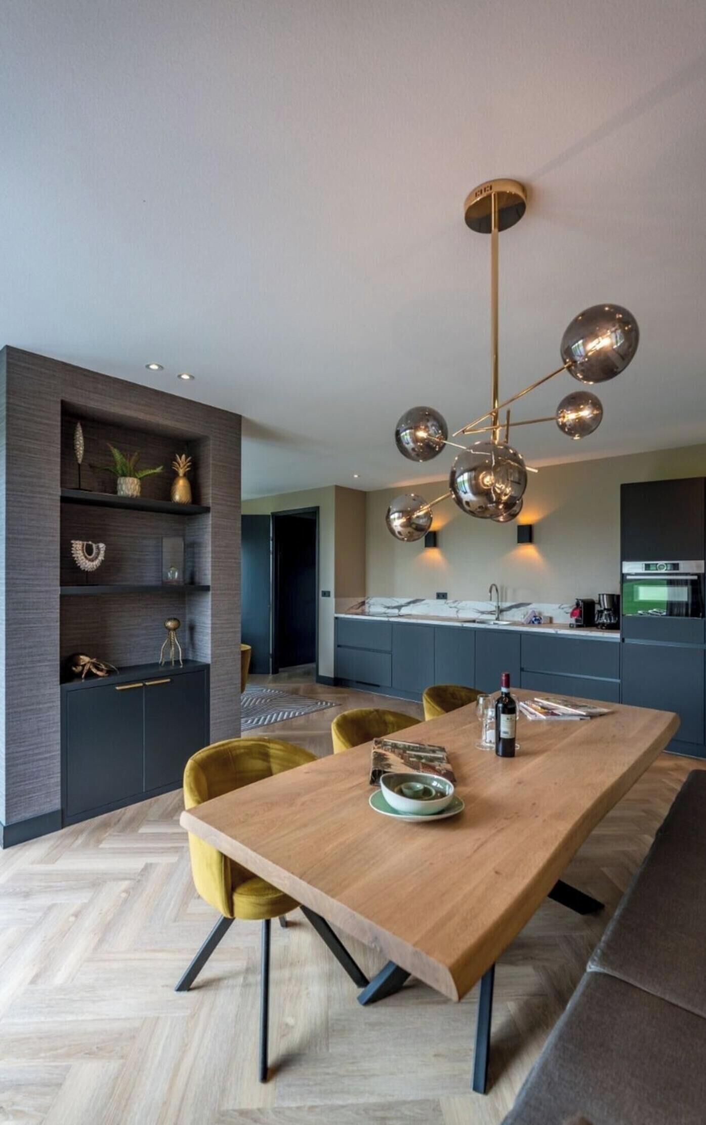 Nhà tiện nghi đơn giản, 3 phòng ngủ | Khu ăn uống