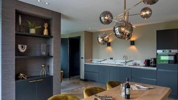 Casa Confort, 3 habitaciones | Restaurantes