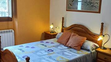 Deluxe Cottage, 3 Bedrooms | 10 bedrooms, individually furnished, bed sheets