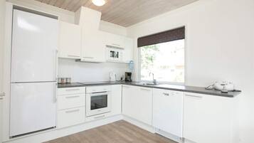 Classic House, 3 Bedrooms | Interior