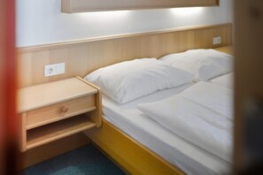 舒适公寓, 3 间卧室 | 6 多间卧室、床单