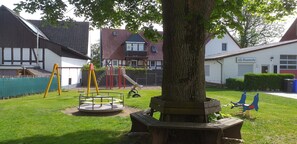 Garden - Holiday Home in Lderntwistetal-oberwaro With Sauna (Twistetal)