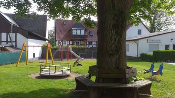 Nhà phong cách cổ điển, nhiều phòng ngủ | Quang cảnh nhìn từ nơi lưu trú