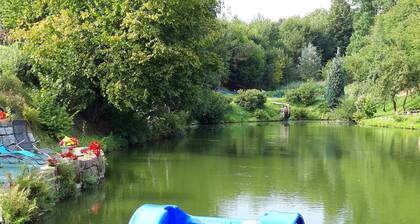 Roomy Apartment in Lichtenhain With Pond