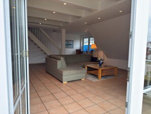 Classic Apartment, 3 Bedrooms | Balcony - Ruhiges Ferienhaus mit Garten in Zingst (Zingst)