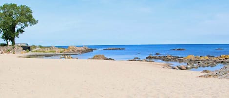 Deluxe House, 2 Bedrooms | Beach