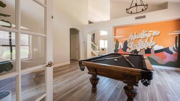 House | 5 bedrooms, Internet