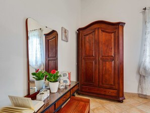 Comfort House, 2 Bedrooms | 2 bedrooms, individually furnished, bed sheets - 360 Degree View Over the Tuscan Hills (Buonconvento)
