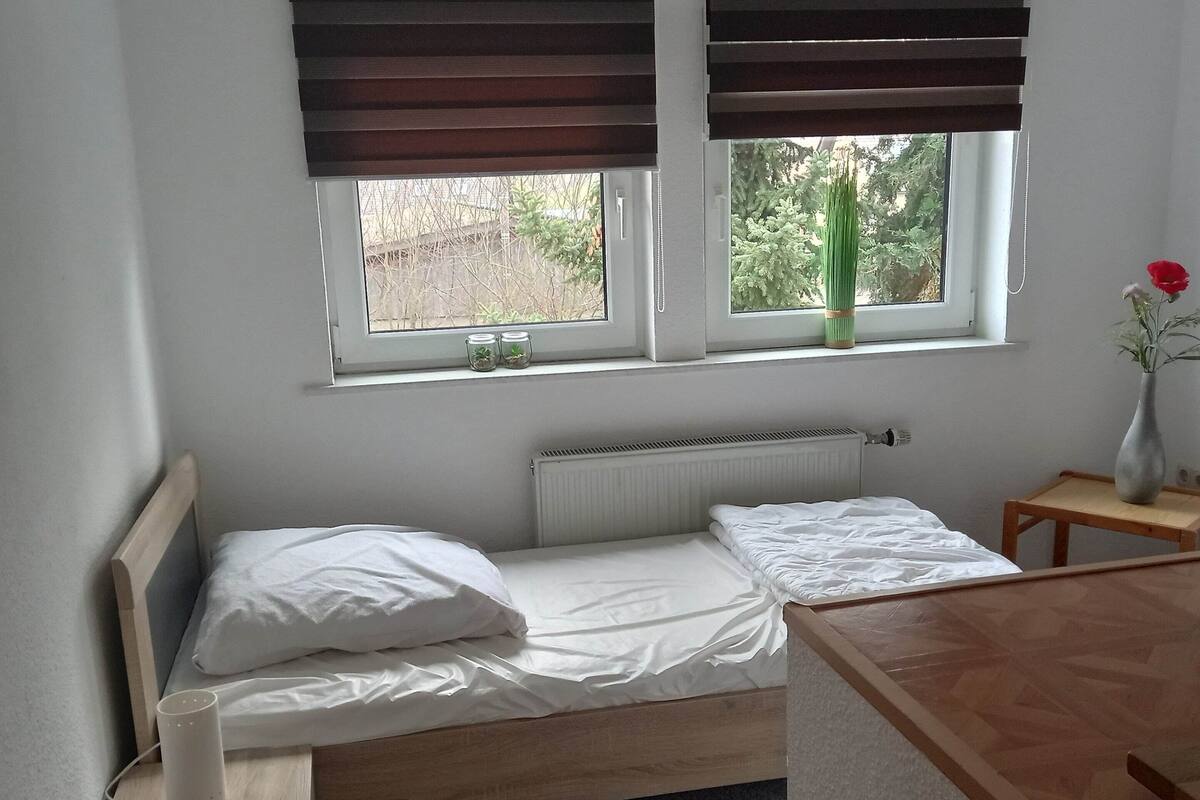 6 Schlafzimmer