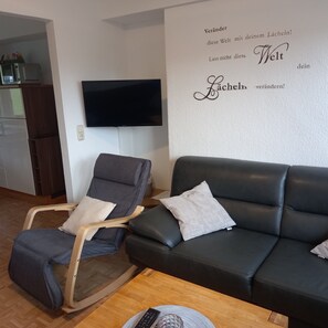 Classic House, Multiple Bedrooms | Living room | DVD player