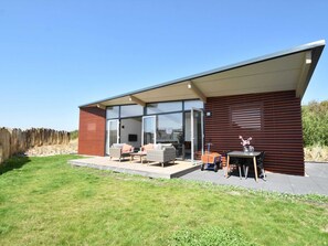 Outdoor dining - Chic Holiday Home in Callantsoog Forest Nearby (Callantsoog)