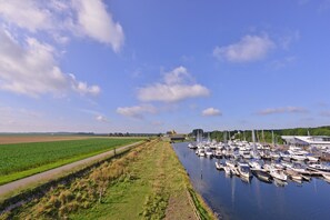 Appartement Classique, 2 chambres | Vue depuis l’hébergement