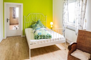 Classic Apartment, 3 Bedrooms - Luxurious Apartment in Medebach Near Public Pool (Medebach)