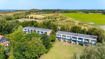 Classic Apartment, 2 Bedrooms | Exterior
