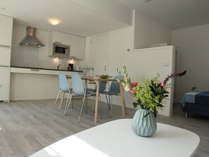 Living room - Stunning Apartment in Schoorl, North Hollandaeu\"you can Bike to the Beach (Schoorl)