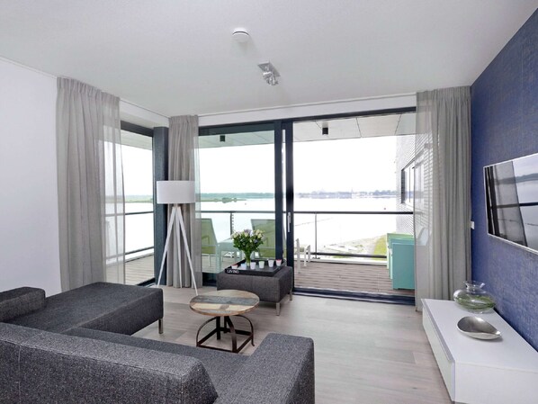 Living room - Contemporary Apartment in Kamperland Near Lake (Kamperland)