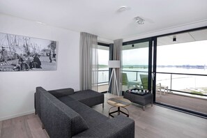 Living room - Contemporary Apartment in Kamperland Near Lake (Kamperland)
