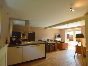 DVD player - Stunning Holiday Home Near Forest in Slenaken (Slenaken)