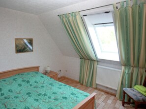 คอมฟอร์ทอพาร์ทเมนท์, 3 ห้องนอน | 9 ห้องนอน, ผ้าปูที่นอน