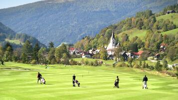 Căn hộ phong cách cổ điển, 4 phòng ngủ | Quang cảnh nhìn từ nơi lưu trú