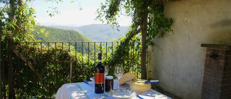 Maison Confort, 5 chambres | Balcon