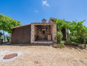 Elite House, 2 Bedrooms | Garden