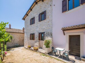 Exterior - Quiet Holiday Home in Sellano With Swimming Pool a few Kilometers From Rasiglia (Sellano)