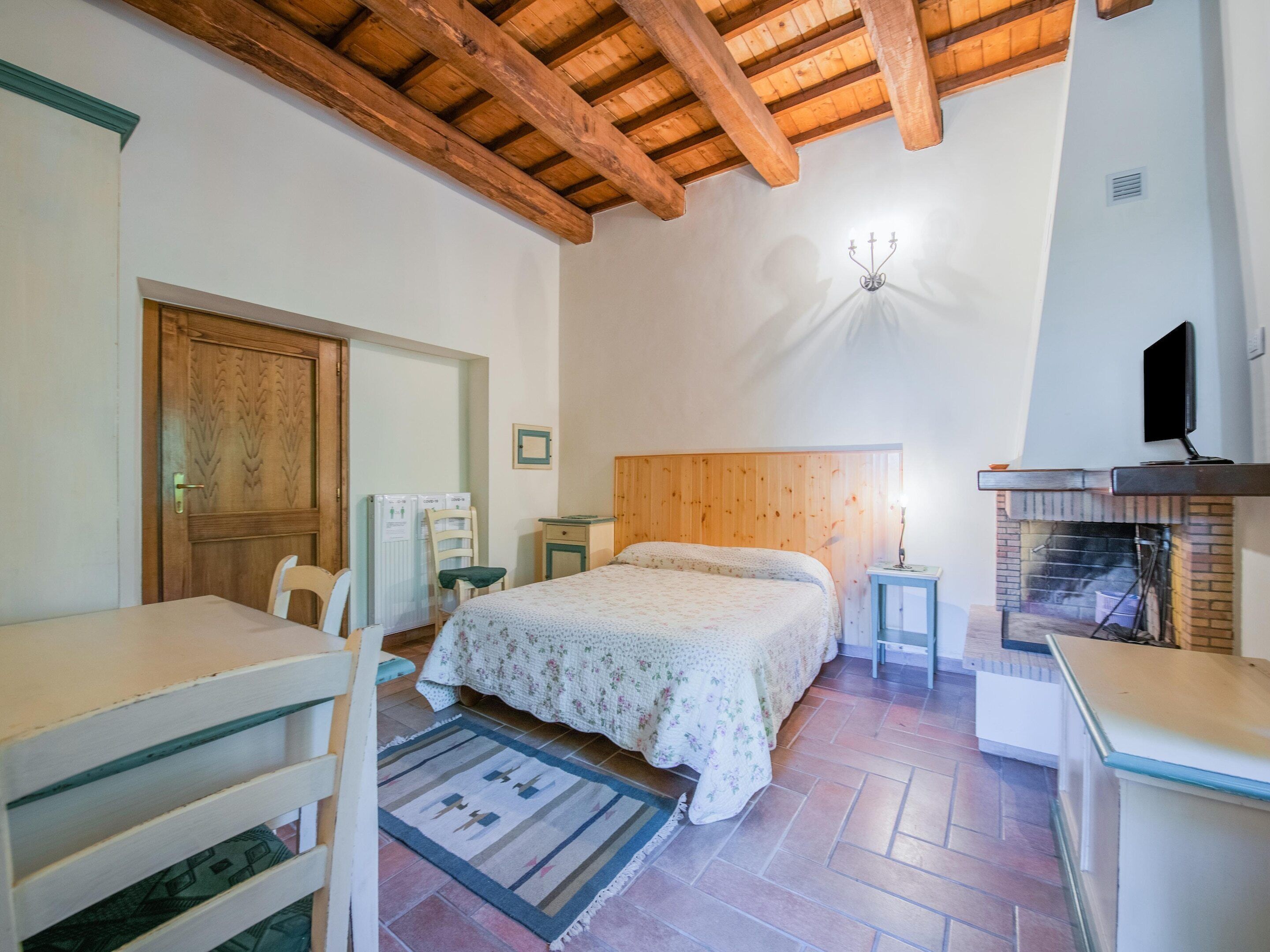 Comfort House, 5 Bedrooms | 10 bedrooms, individually furnished, bed sheets