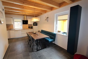Chalet Confort, 3 habitaciones | Restaurantes