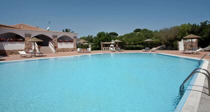 Stylish one Bedroom Apartment Just a few Steps From the sea