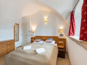 Klassiek huis, 4 slaapkamers | 4 slaapkamers, beddengoed
