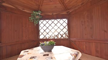 Comfort Apartment, 1 Bedroom | Interior detail