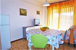 コンフォート アパートメント 2 ベッドルーム | レストラン