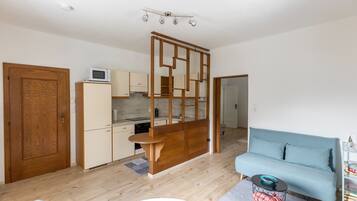 Classic-Apartment, 4 Schlafzimmer | Wohnzimmer