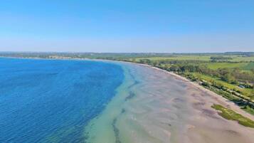 Classic-Apartment, 2 Schlafzimmer | Blick von der Unterkunft