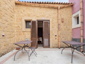 Balcony - Holiday Home in Carlentini With Swimming Pool,garden,terrace (Carlentini)