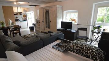 Apartemen Comfort, 1 kamar tidur | 2 kamar tidur dan dilengkapi dengan perabotan berbeda-beda