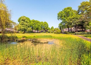 Deluxe appartement, 1 slaapkamer | Uitzicht vanuit accommodatie