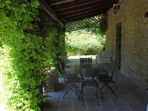 Balcony - Cozy Holiday Home in Modigliana Italy With Garden (Modigliana)