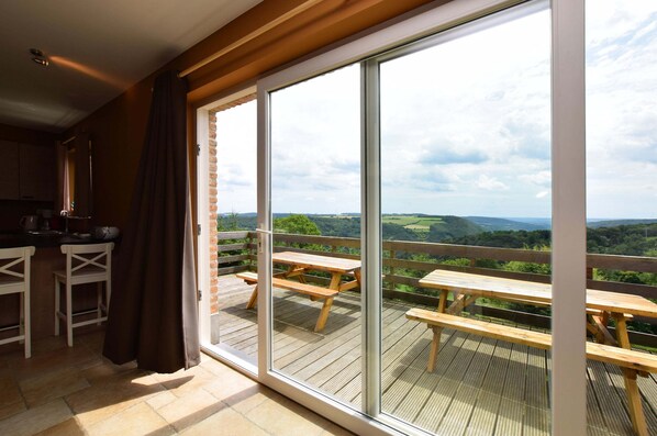 Classic House, Multiple Bedrooms | Balcony - Stylish Holiday Home in Hastiere With Terrace (Hastiere)