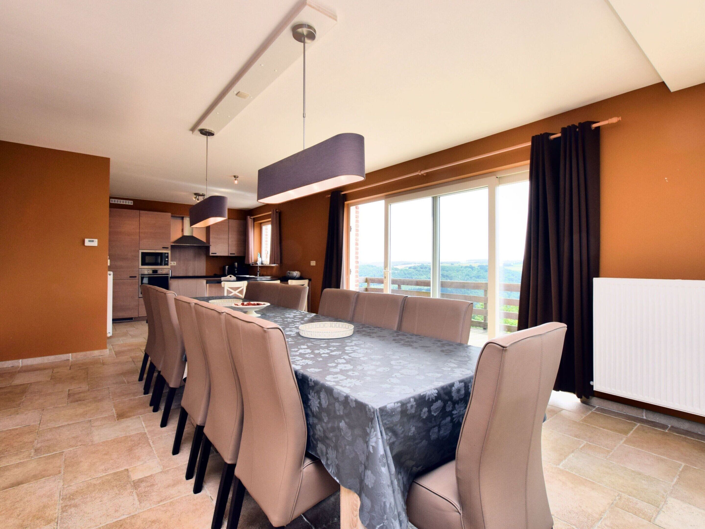 Casa conforto, vários quartos | Opções para refeição