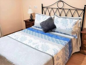 10 bedrooms, individually furnished, iron/ironing board, bed sheets - Attractive Holiday Home in Vera Playa With Pool (Vera)