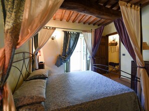 Classic House, 1 Bedroom | 1 bedroom, individually furnished, bed sheets - Comfortable Apartment With Stunning Views, Near hot Springs (San Casciano dei Bagni)