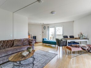 Chalet clásico, 3 habitaciones | Sala de estar