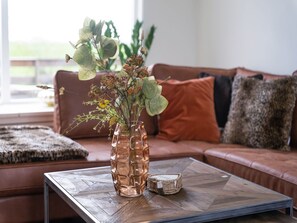 Comfort House, 5 Bedrooms | Interior detail - Secluded Chalet in Suwald With Hottub (Suwâld)